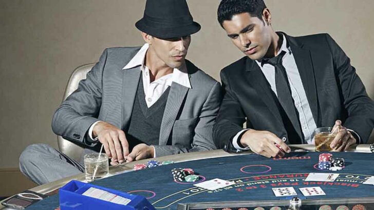 How To Tell If Someone Is Cheating at Poker How To Tell If Someone Is Cheating at Poker