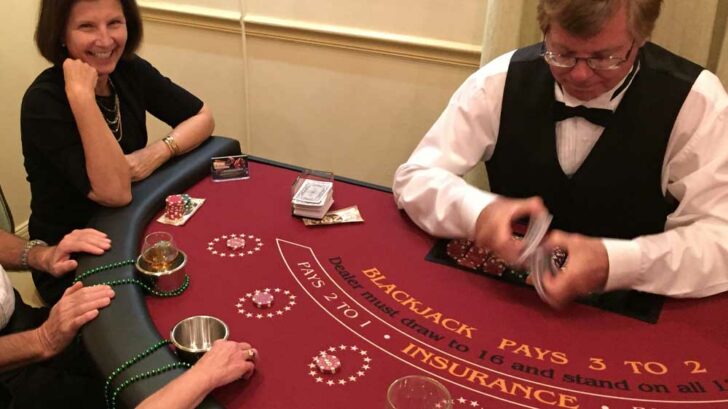 casino dealer school