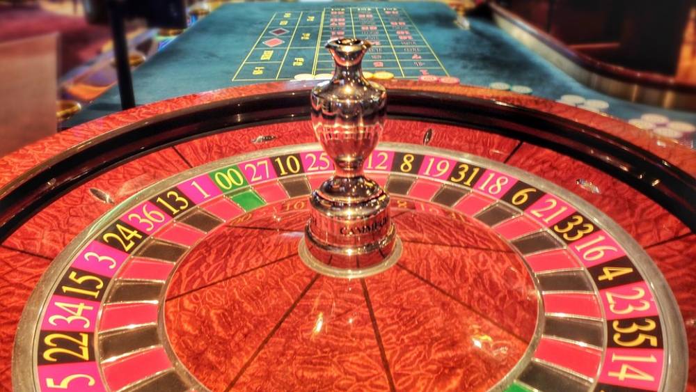 Why There's A Compass At The Casino Roulette Table?